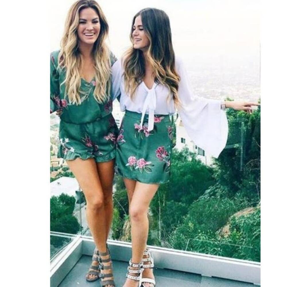 Show Me Your MuMu Laura Flora Huck Green Floral Satin Skirt Small